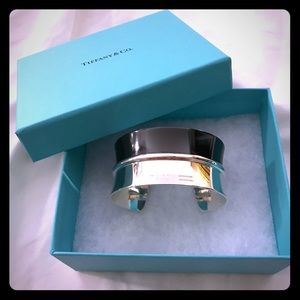 Tiffany 1837 Wide Titanium & Silver Cuff